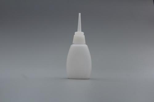 硅膠能用502膠水粘嗎