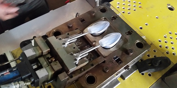 液體硅叫粘尼龍怎么粘